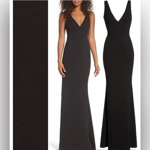 Katie May Mischka v-neck crepe gown - black- size 8